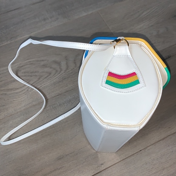 RO-EL Vintage White Structured TurnLock Bag - Picture 10 of 11